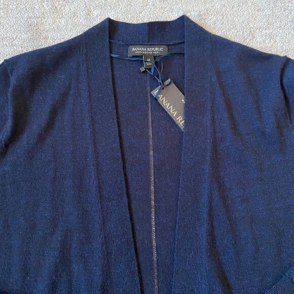 Banana Republic Machine-Washable Merino Wool Cropped Open Cardigan Sweater NWT - Picture 3 of 6